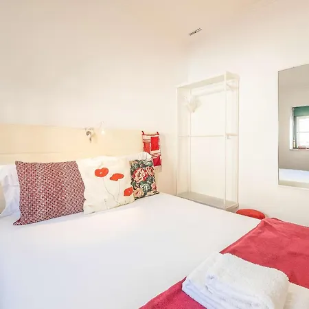 Guestready - Machado Castro Near Santos-o-novo