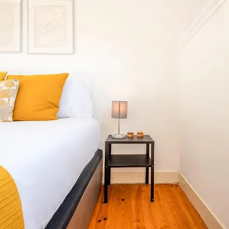 Guestready - Machado Castro Near Santos-o-novo Appartement