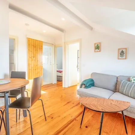 Guestready - Machado Castro Near Santos-o-novo Appartement *